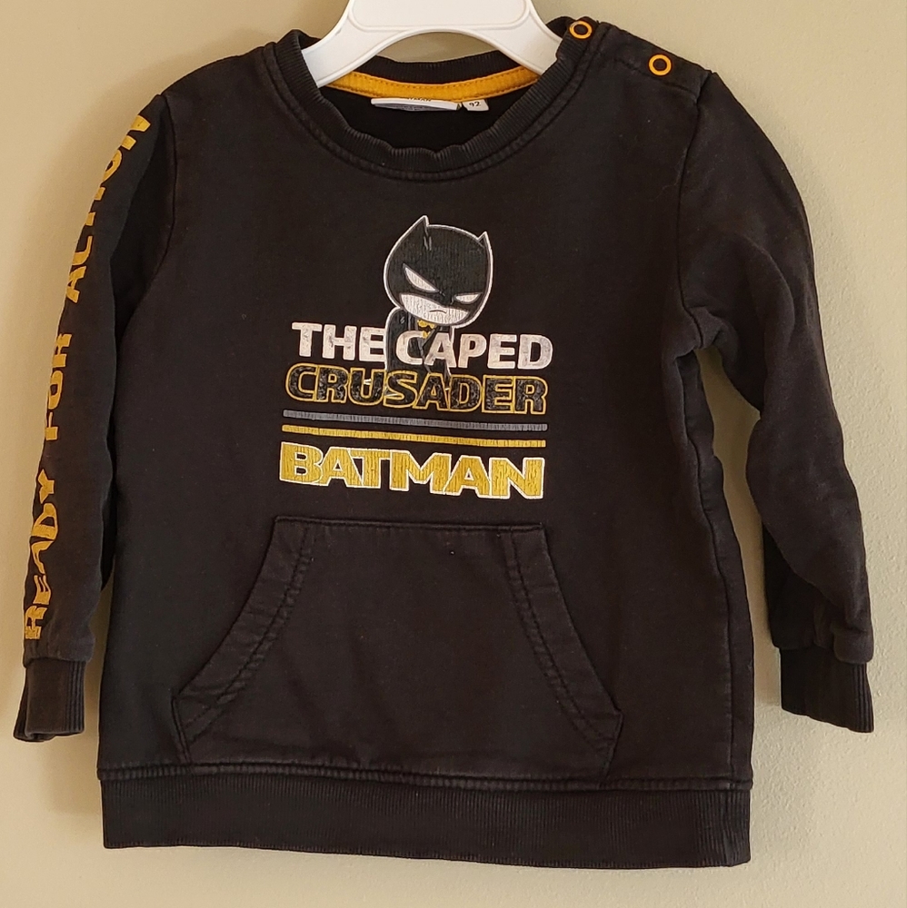 Batman "The Caped Crusader" black pullover sweatshirt